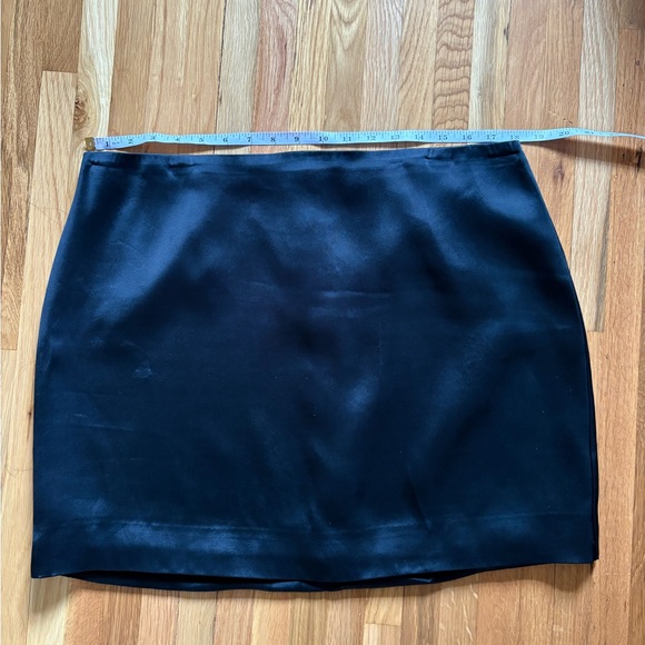 Madewell Satin Mini Black Skirt - Picture 8 of 11